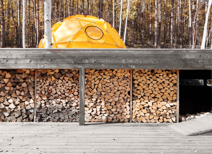 kobayashi-residence-exterior-tent-firewood