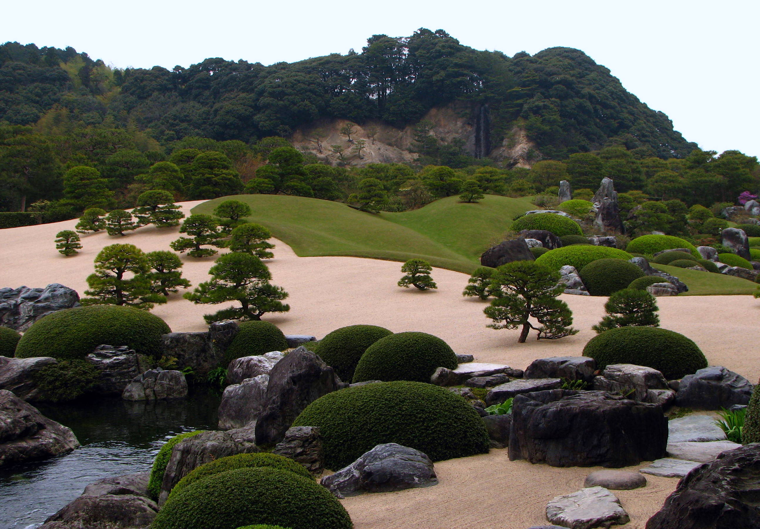 wiki - Adachi_Museum_of_Art_Garden_02